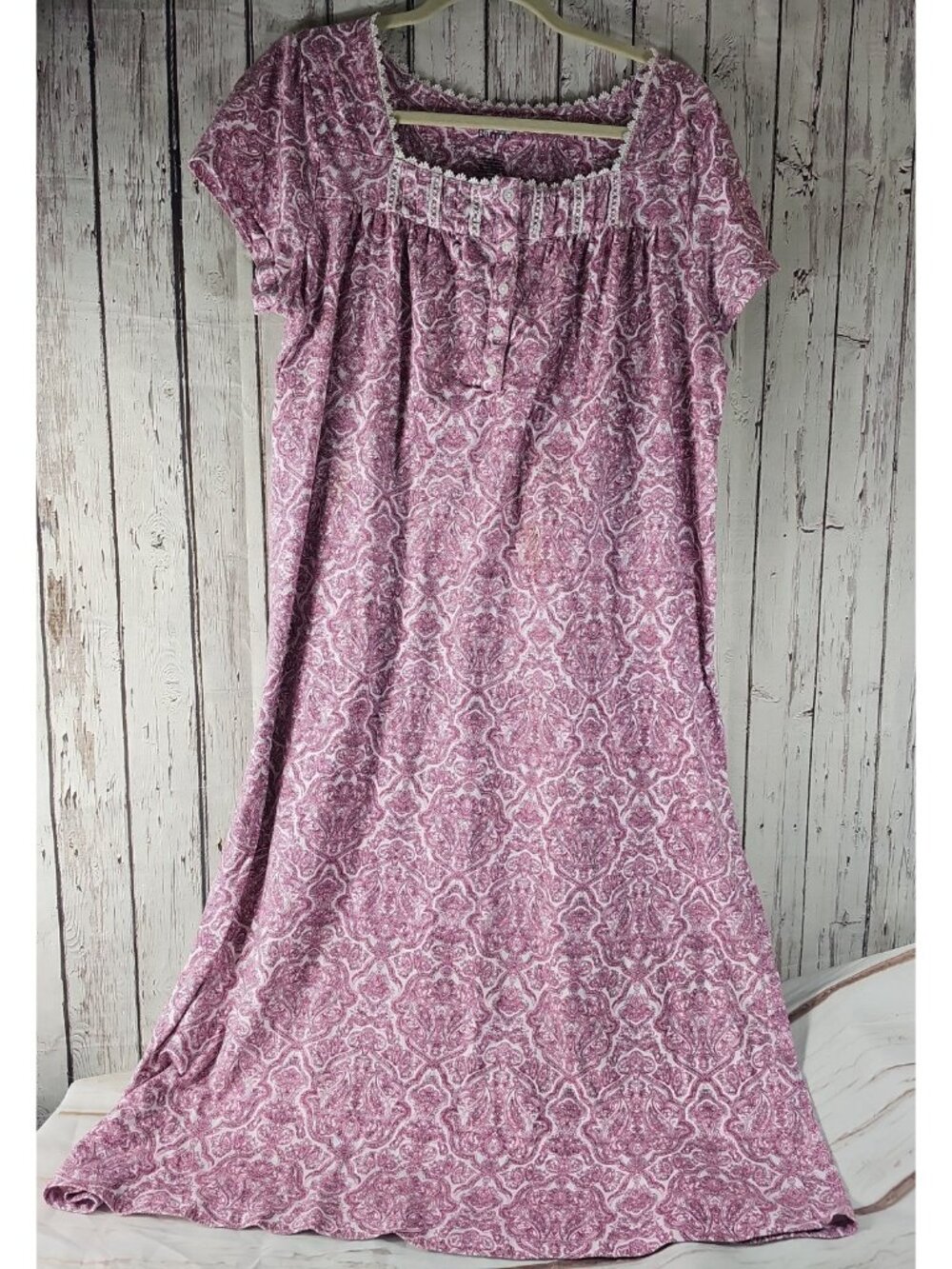 Croft and Barrow Intimates Women’s L Nightgown Sleepwear Cozy Comfy Granny